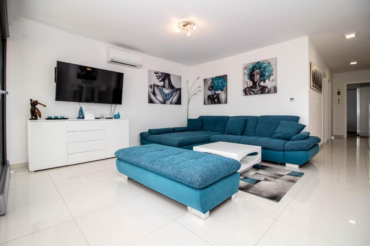 Luxury Apartment Luna Vantacici Exterior foto